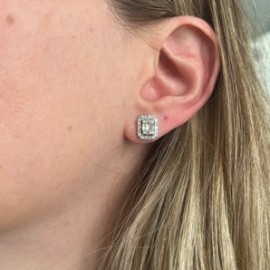 Diamond Square Baguette